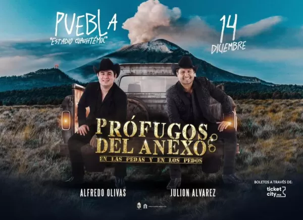 Alfredo Olivas y Julión Álvarez en Puebla, Diciembre 2024