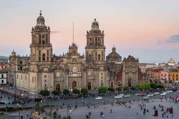 Catedral Metropolitana de CDMX realiza doble de campanas por la muerte de Papa Francisco Catedral Metropolitana de CDMX realiza doble de campanas por la muerte de Papa Francisco